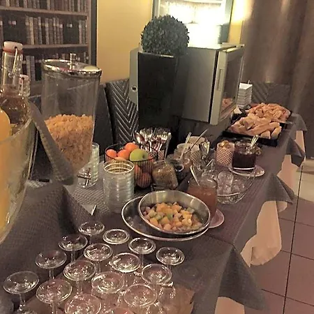 De L'oise Hotel Saint-Leu-dʼEsserent