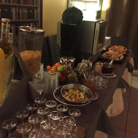 De L'oise Hotel Saint-Leu-dʼEsserent