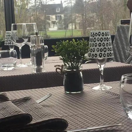 Hotel De L'oise 2*