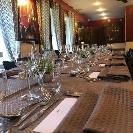 De L'oise Hotel 2*