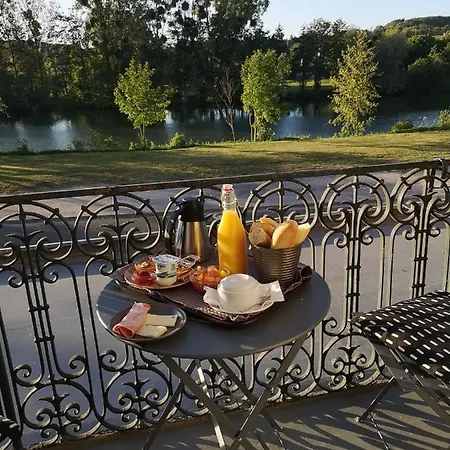 De L'oise Hotel 2*